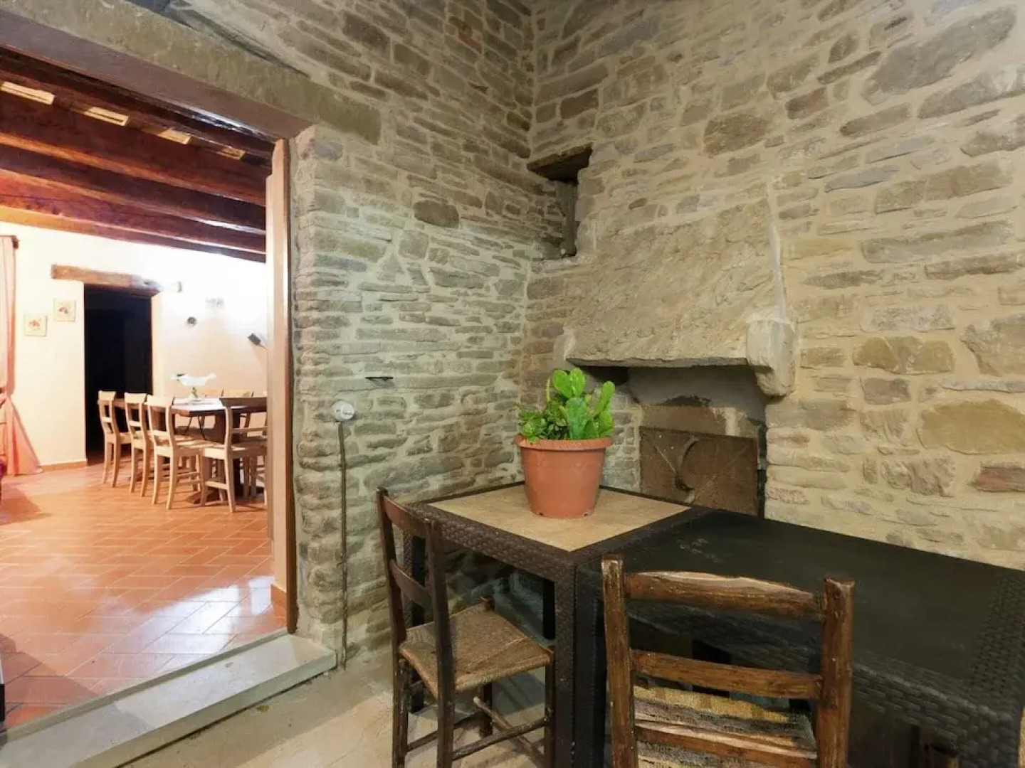 Farmhouse in Marche With Pool and Views