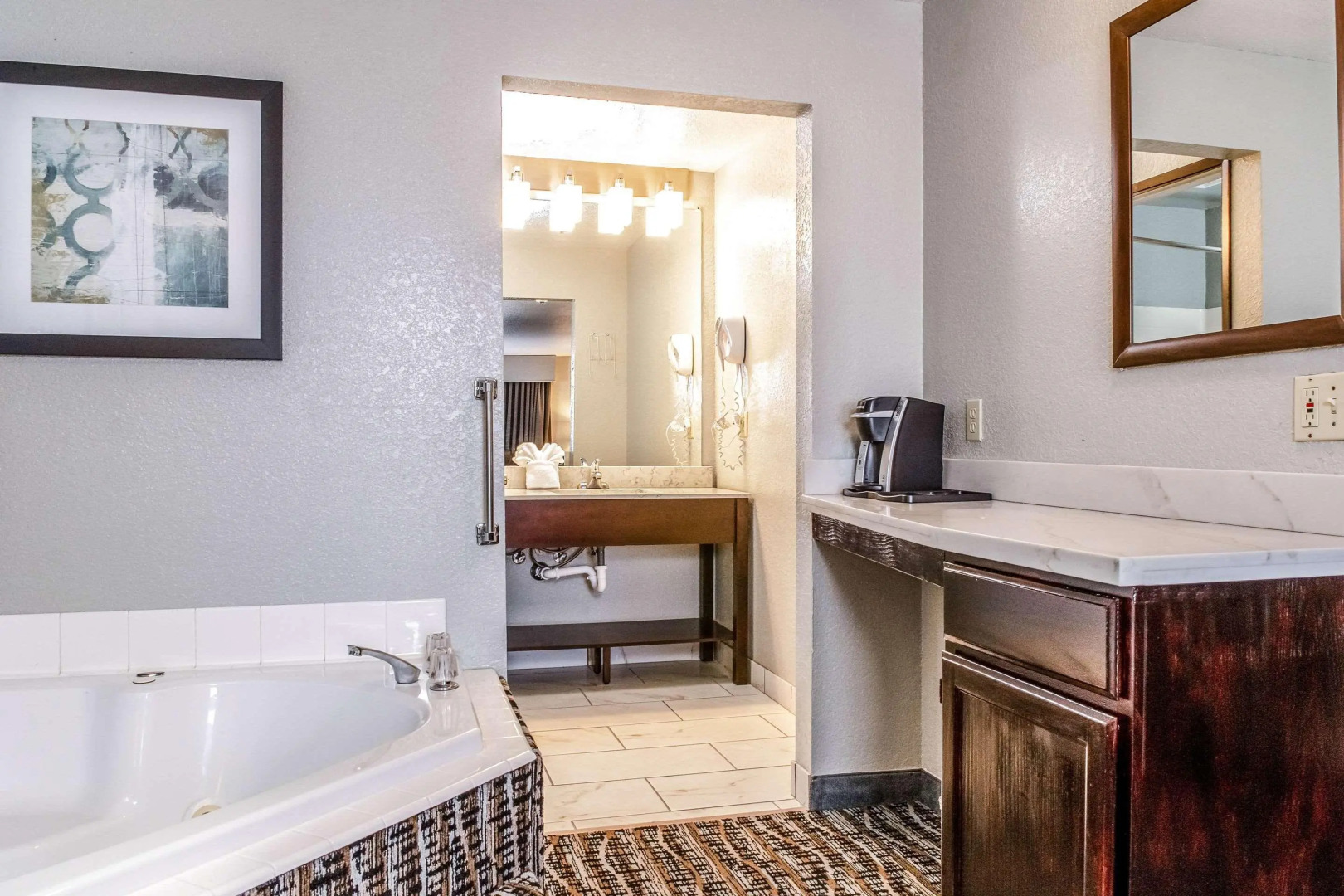 Clarion Hotel By Humboldt Bay