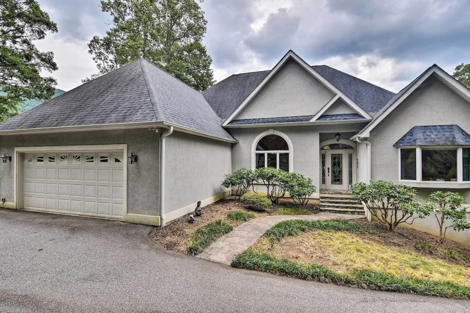 Secluded Retreat w/ Hot Tub & Game Room!