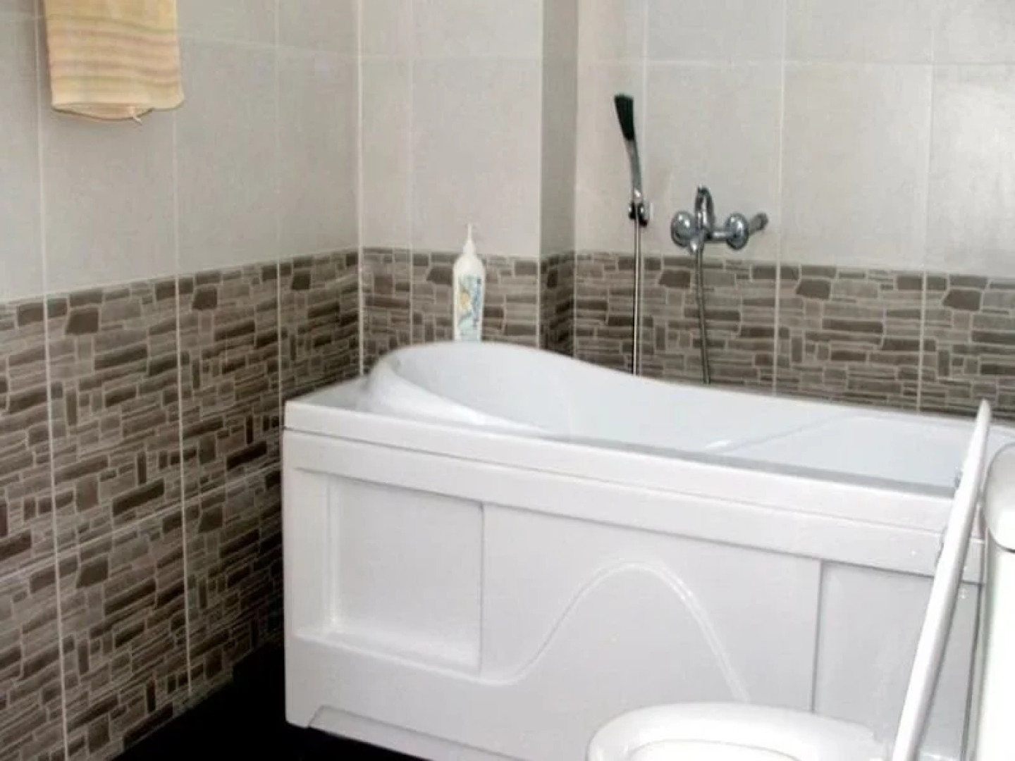 Valeriys Guest House