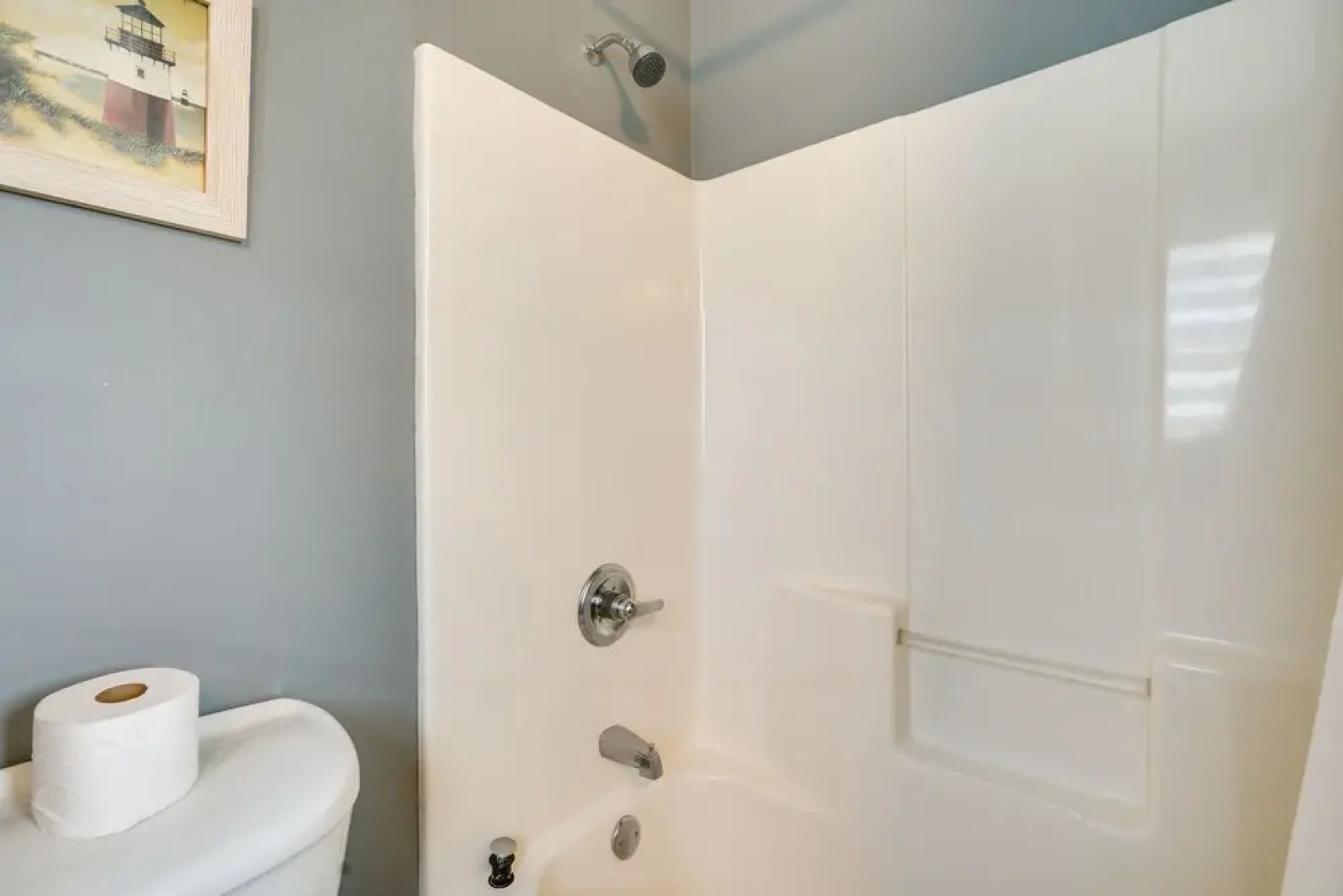 New Jersey Home - Deck, Grill & Walkable to Beach!