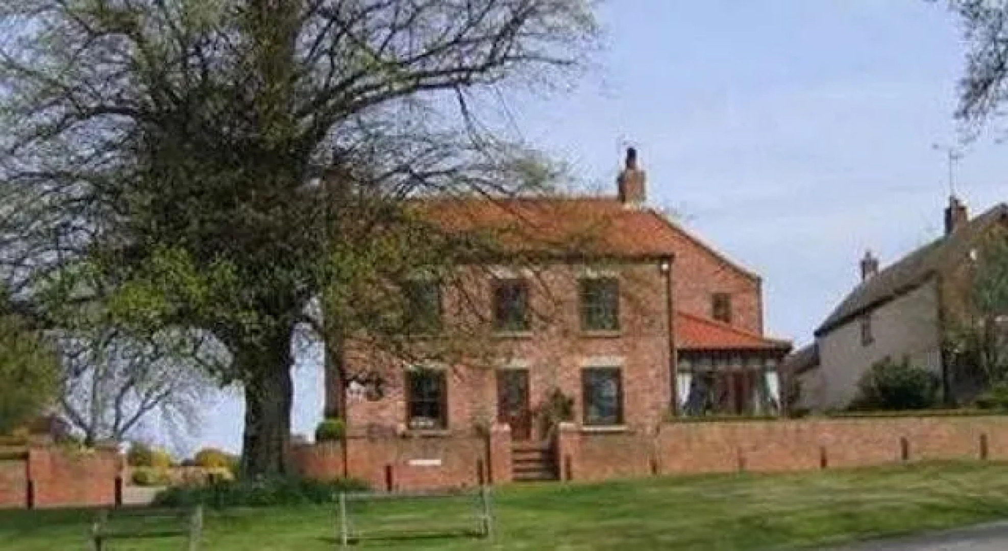 Crosshill House