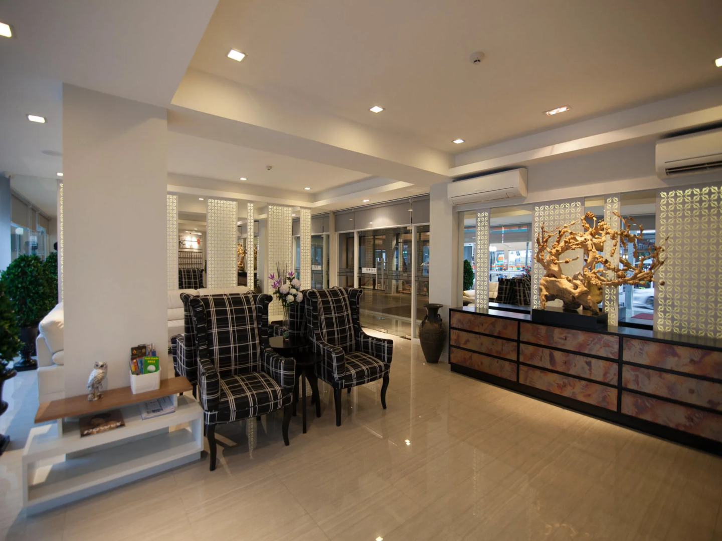 Racha Residence Sri Racha