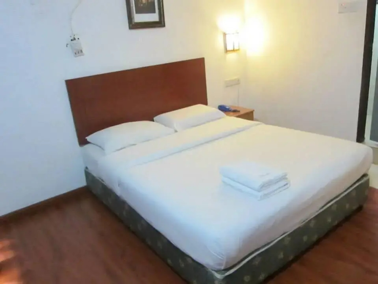 Hotel Zamburger Taman Nusa Bestari