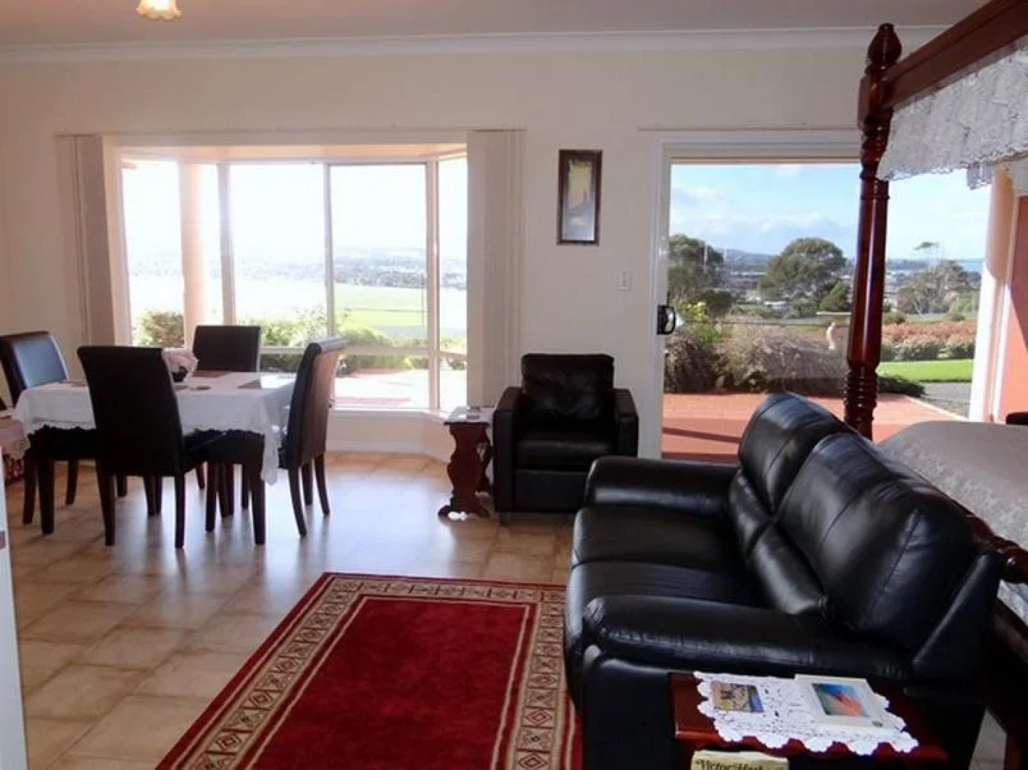 Close Encounters Bed and Breakfast