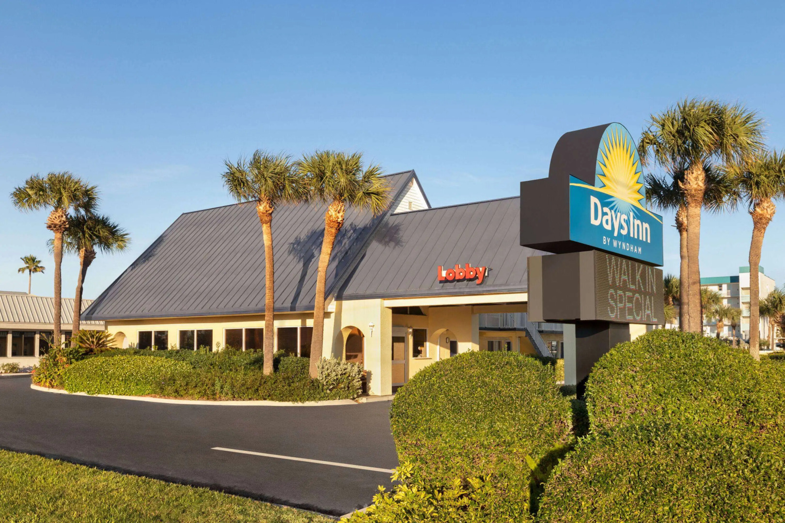 Days Inn by Wyndham Cocoa Beach Port Canaveral