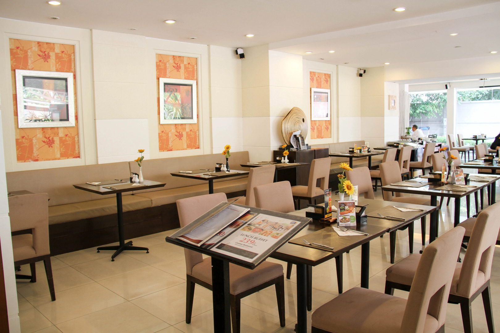 Отель FuramaXclusive Sathorn, Bangkok