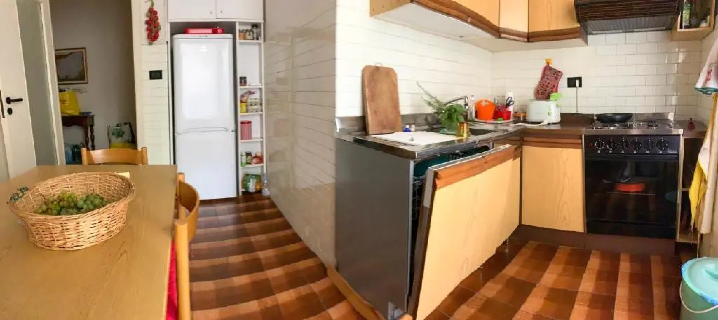 Ampio Alloggio Molto Confortevole, 7 Posti Letto