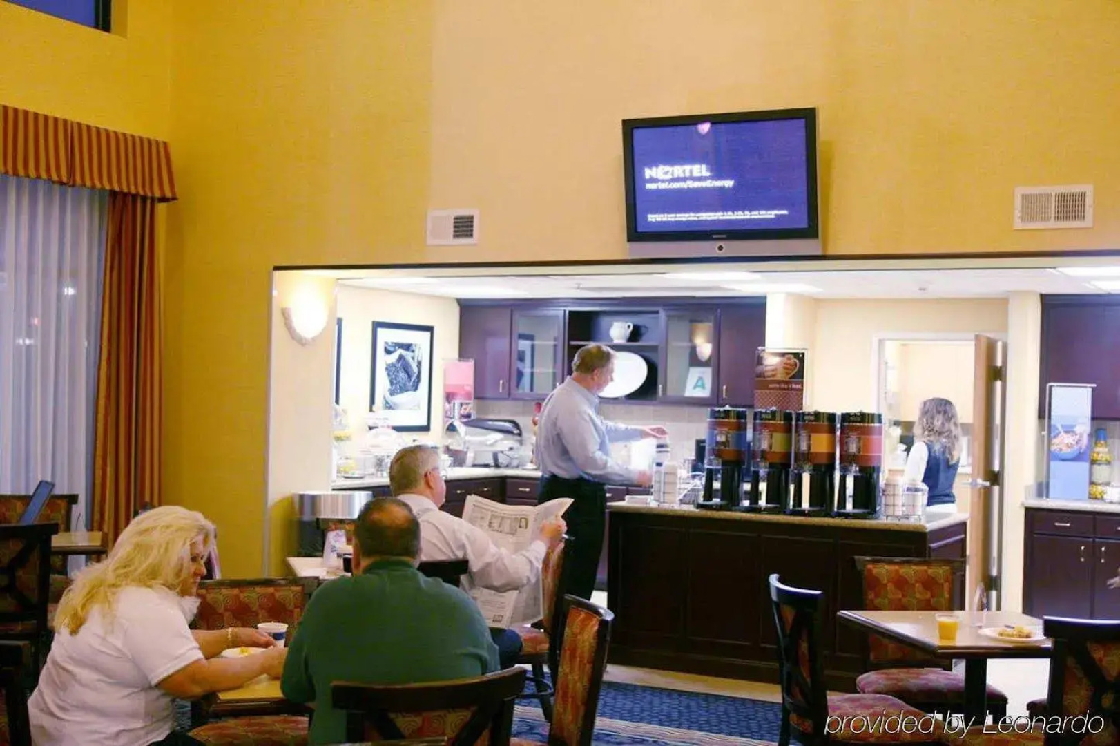 Hampton Inn & Suites Louisville East