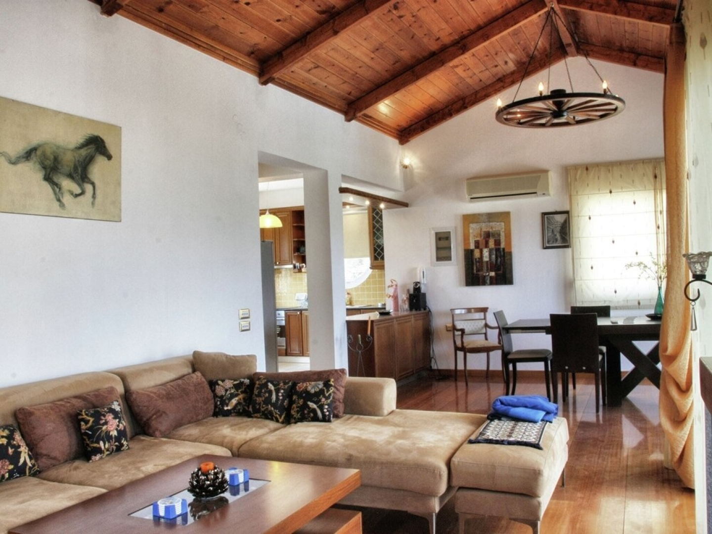 Spacious Villa near Sea in Elounda