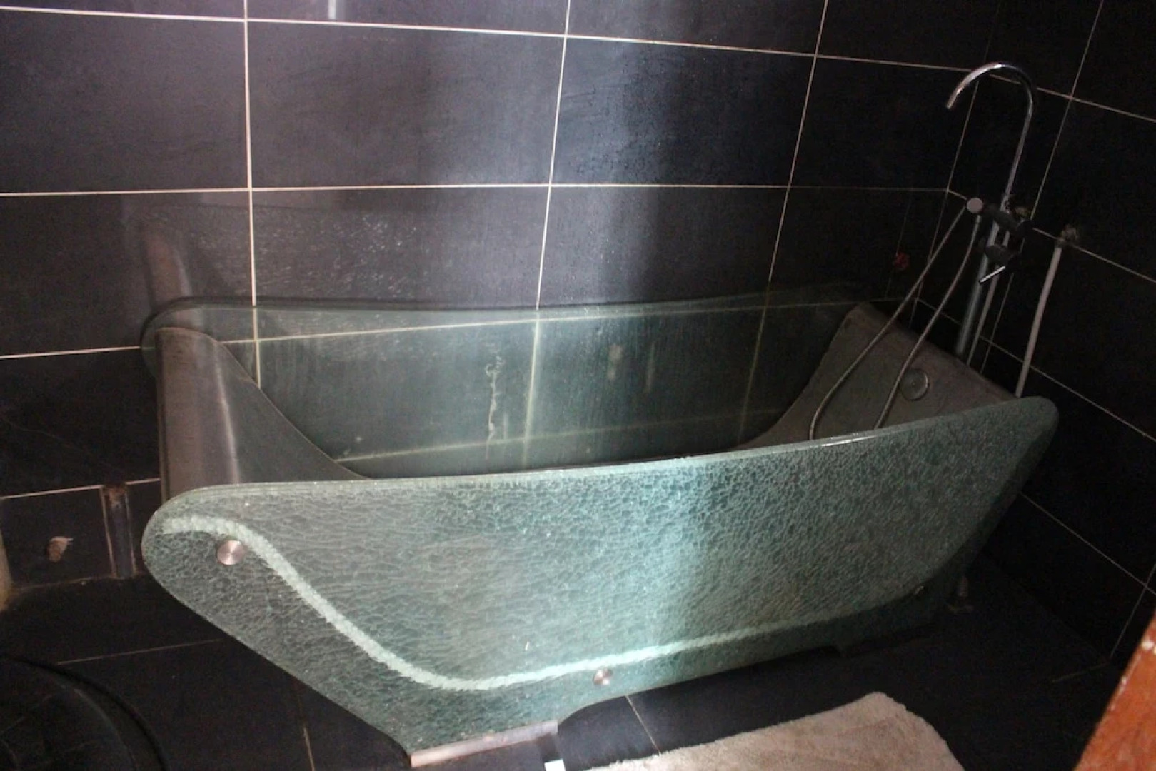 Les Berges De La Lobe