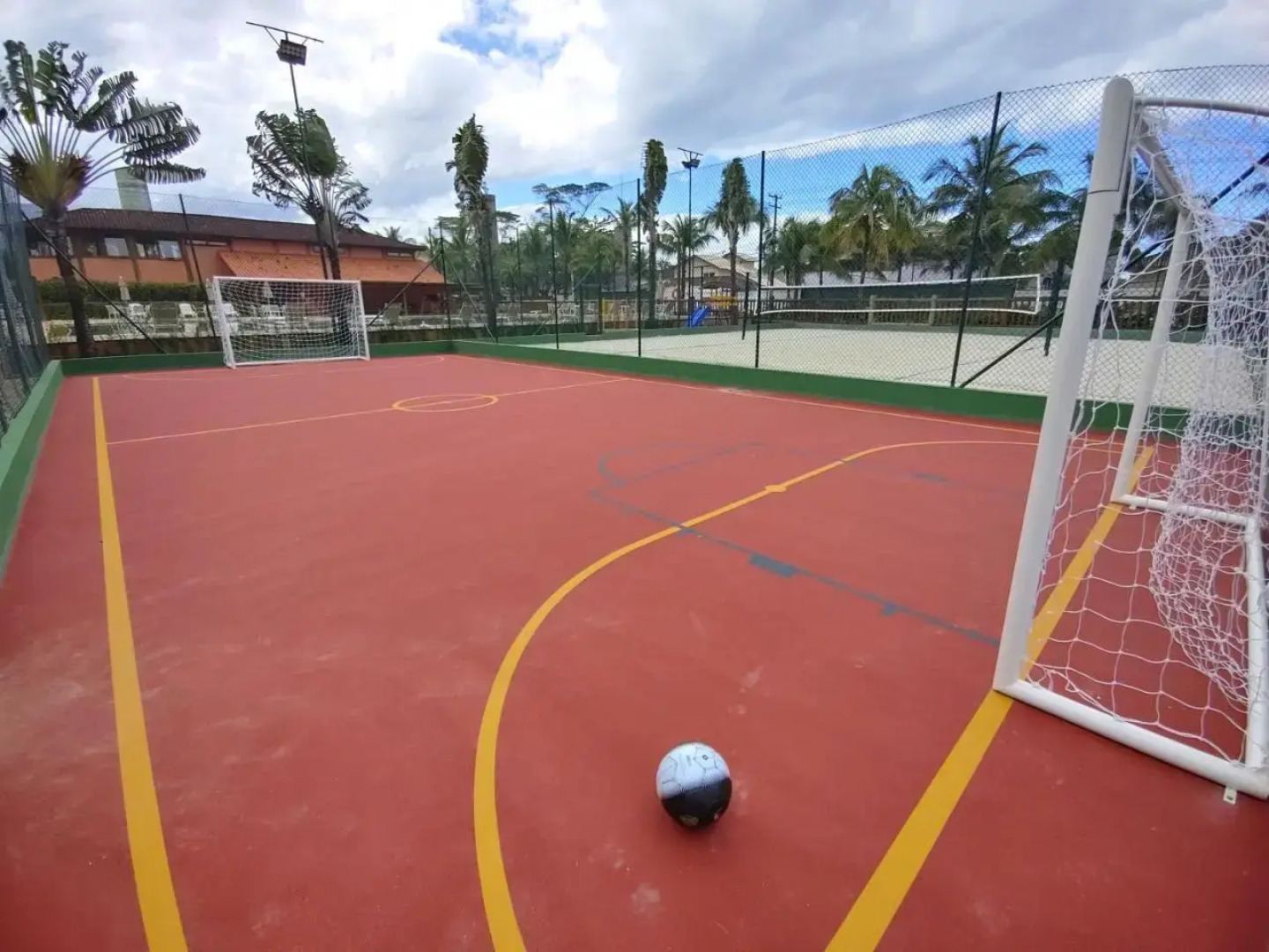 Casa no Condomínio Mata Azul