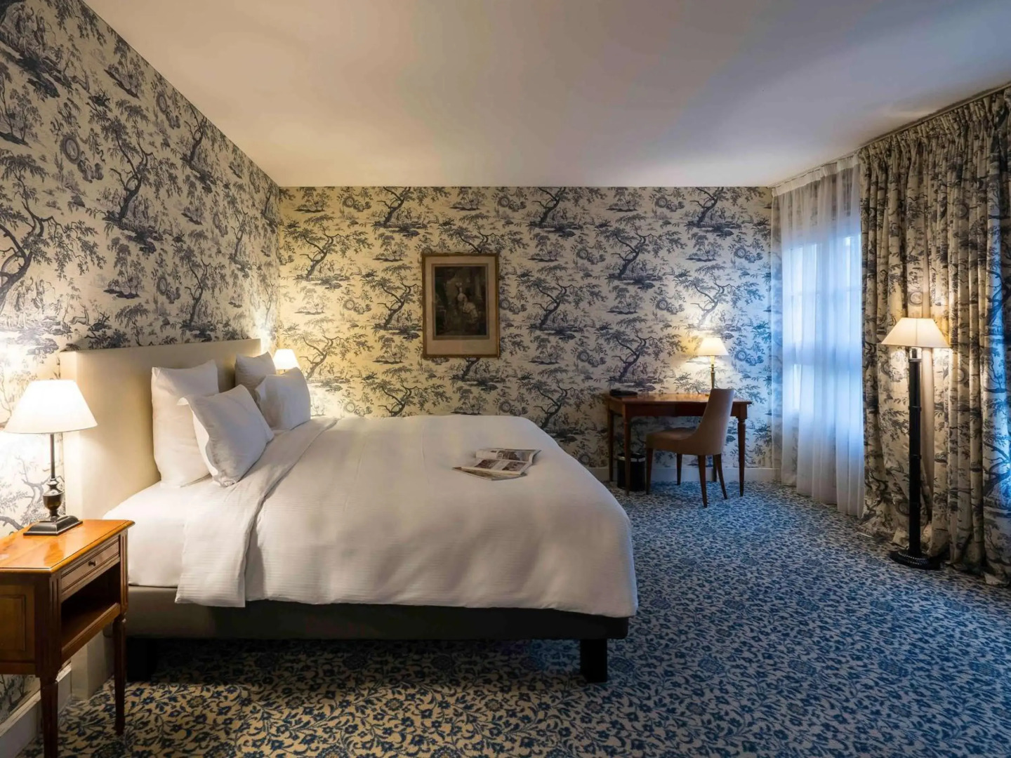 Aigle Noir Hotel Fontainebleau -  MGallery Collection