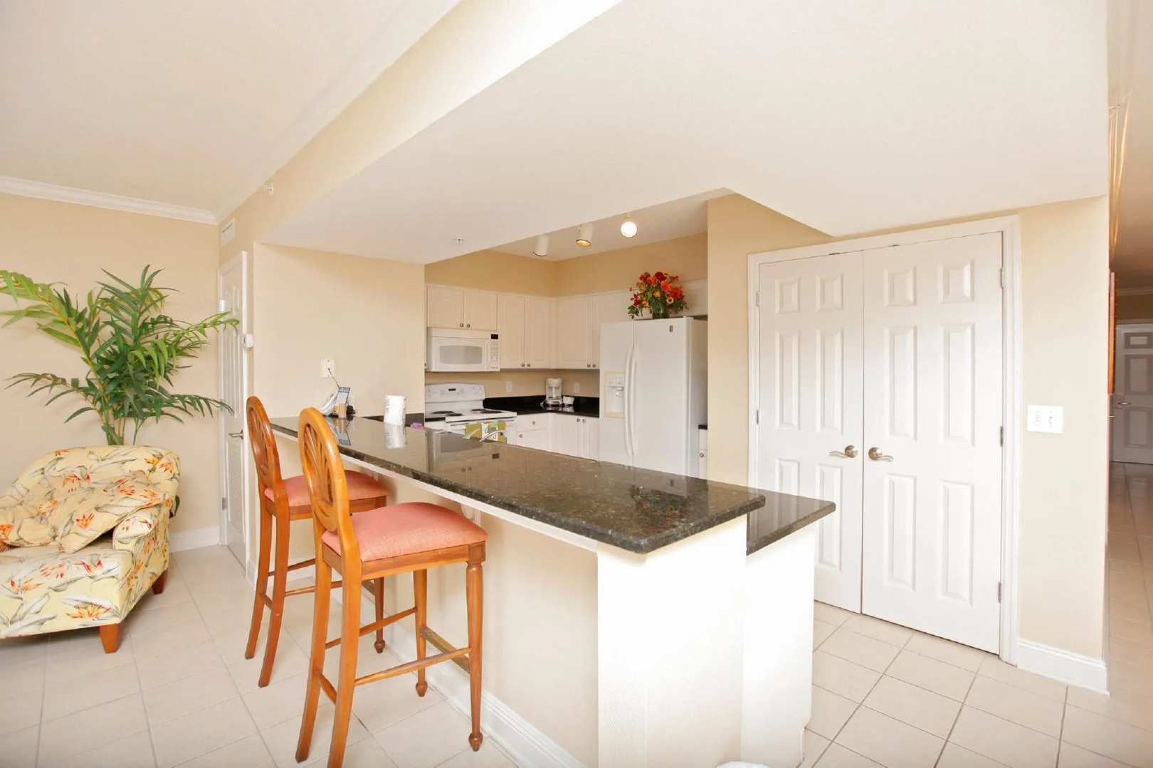 Emerald Beach Resort by Panhandle Getaways