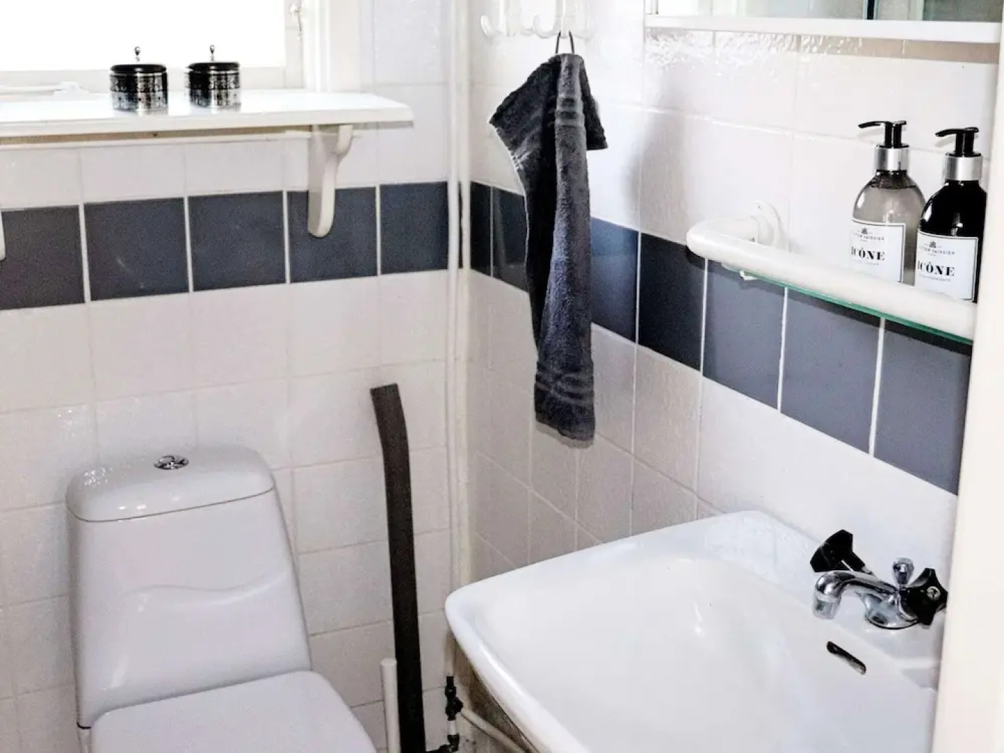 6 Person Holiday Home in Mellbystrand