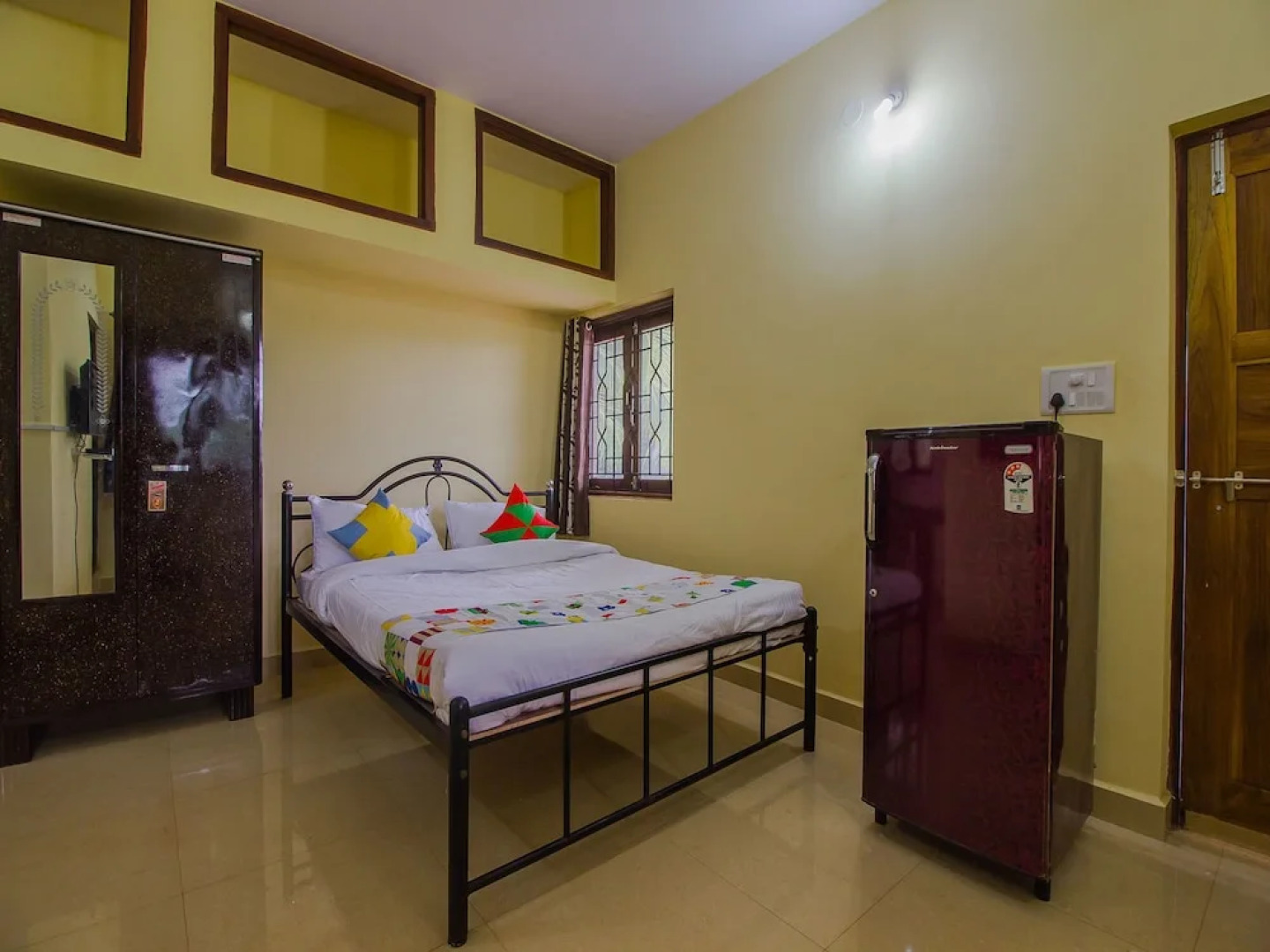 OYO 17065 Home Elegant Studio Mandrem