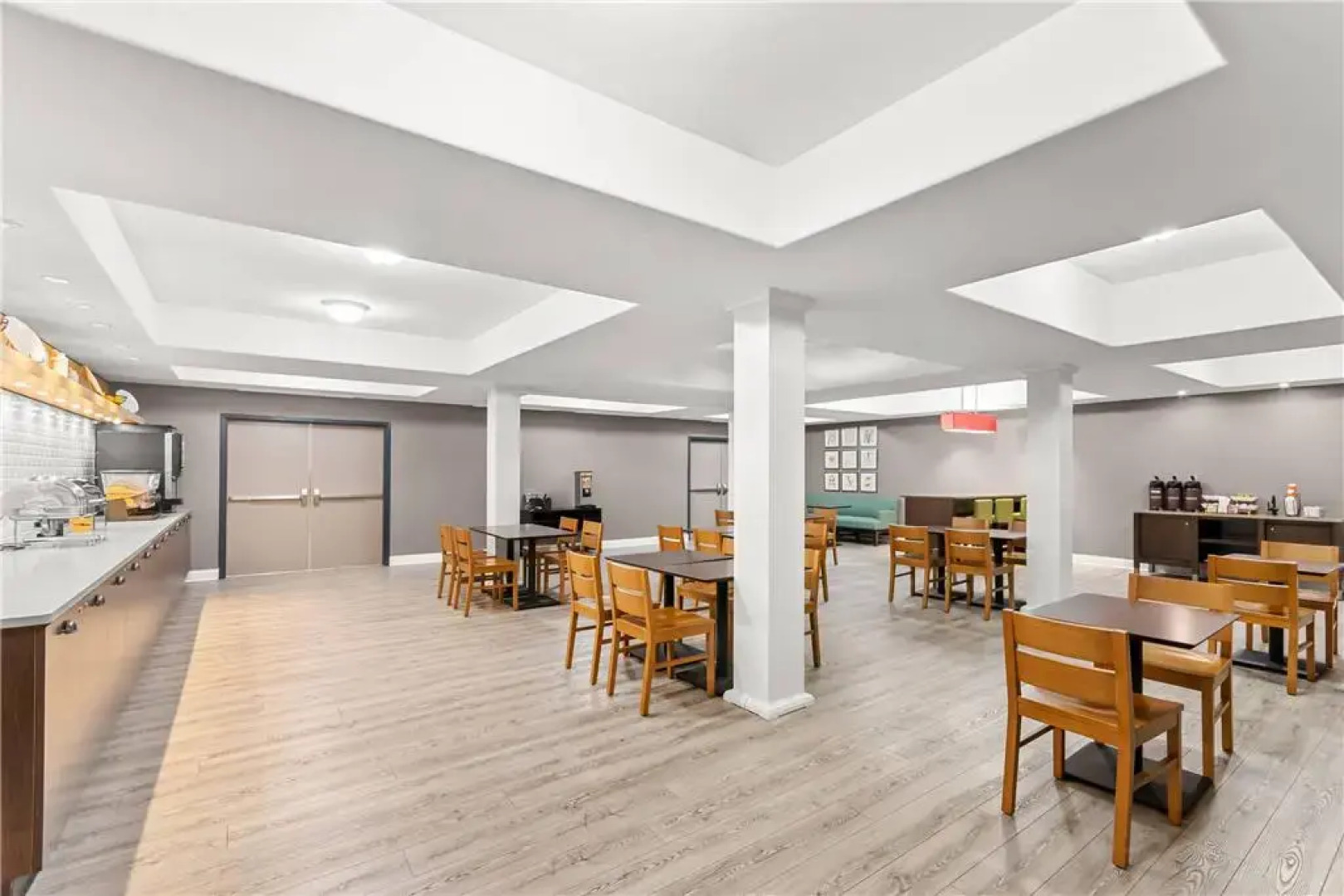 Country Inn & Suites by Radisson, Elizabethtown, KY