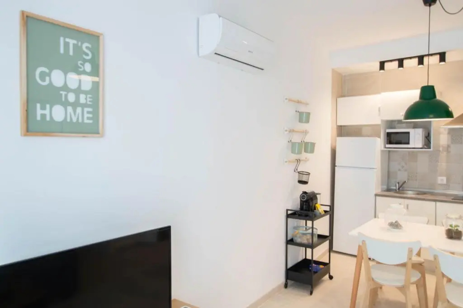 La Plaza-Colón, 1 habitación.