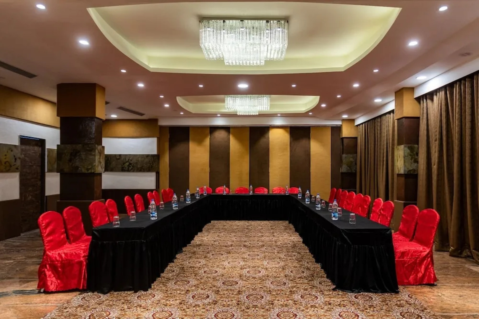 Playotel Inn Sonash Indore