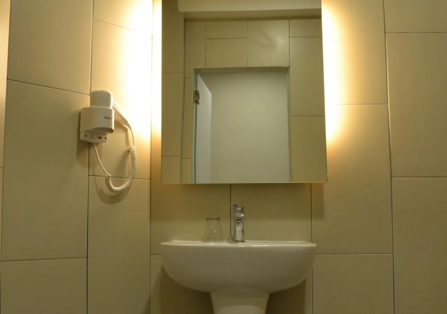 U Design Hotel Mentakab