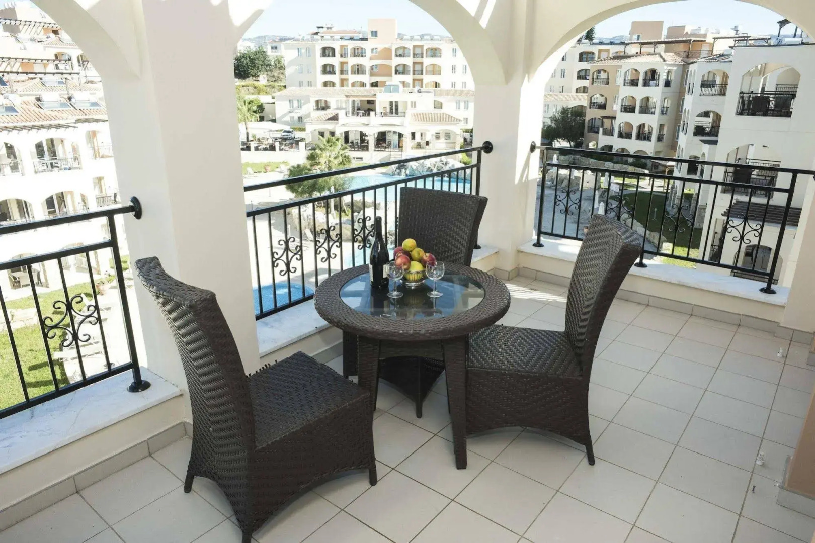 St Nicolas Elegant Residence