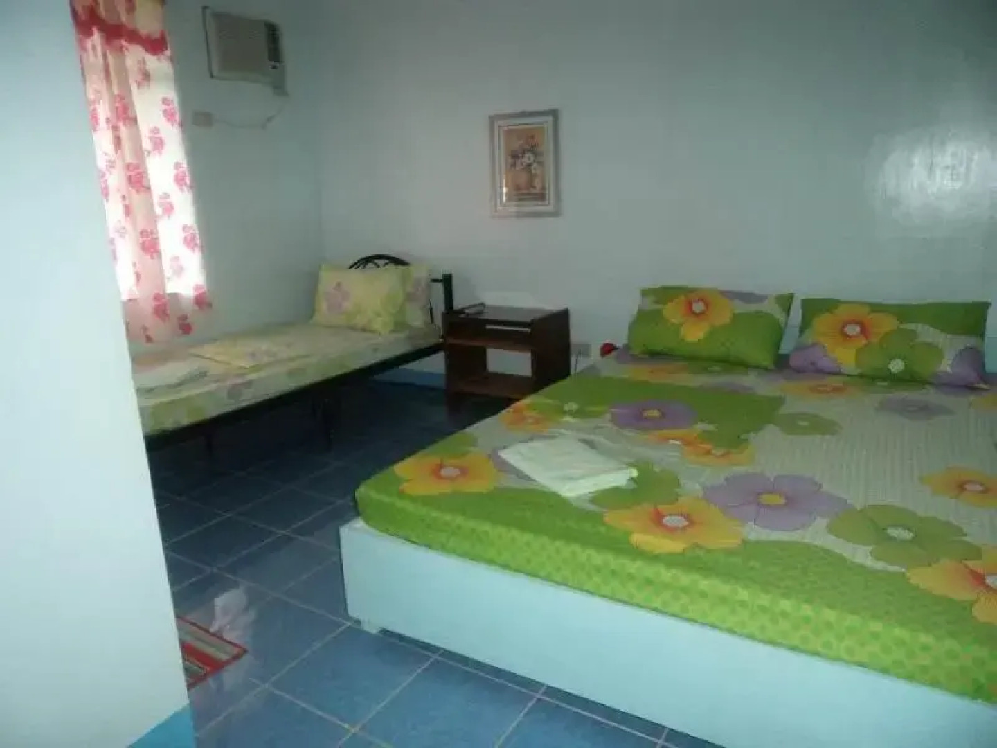 Wow Na Wow Tourist Inn