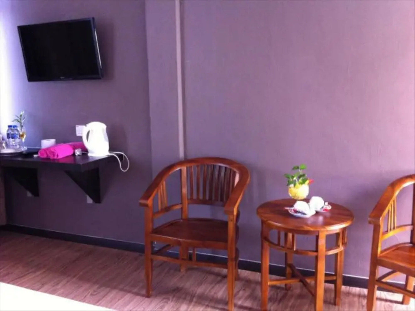 Room V at Jalan Jenang