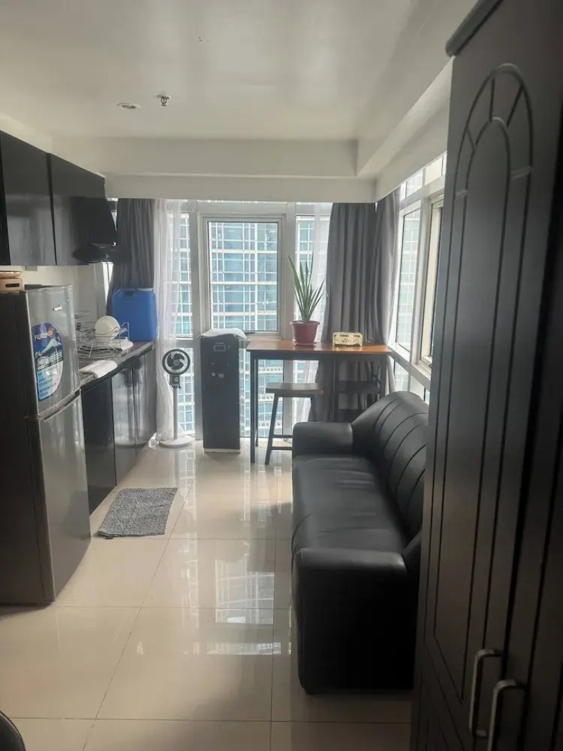 BGC Cheap Condo in BGC 5thavenue -23rd Street