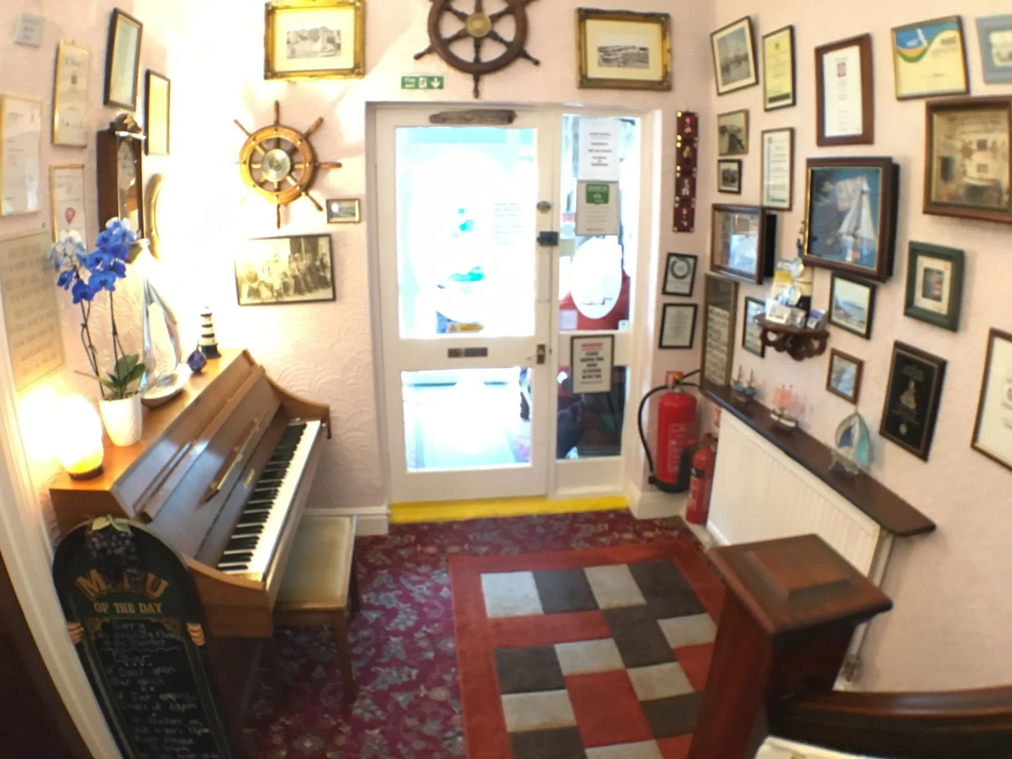 Home and Away Guesthouse