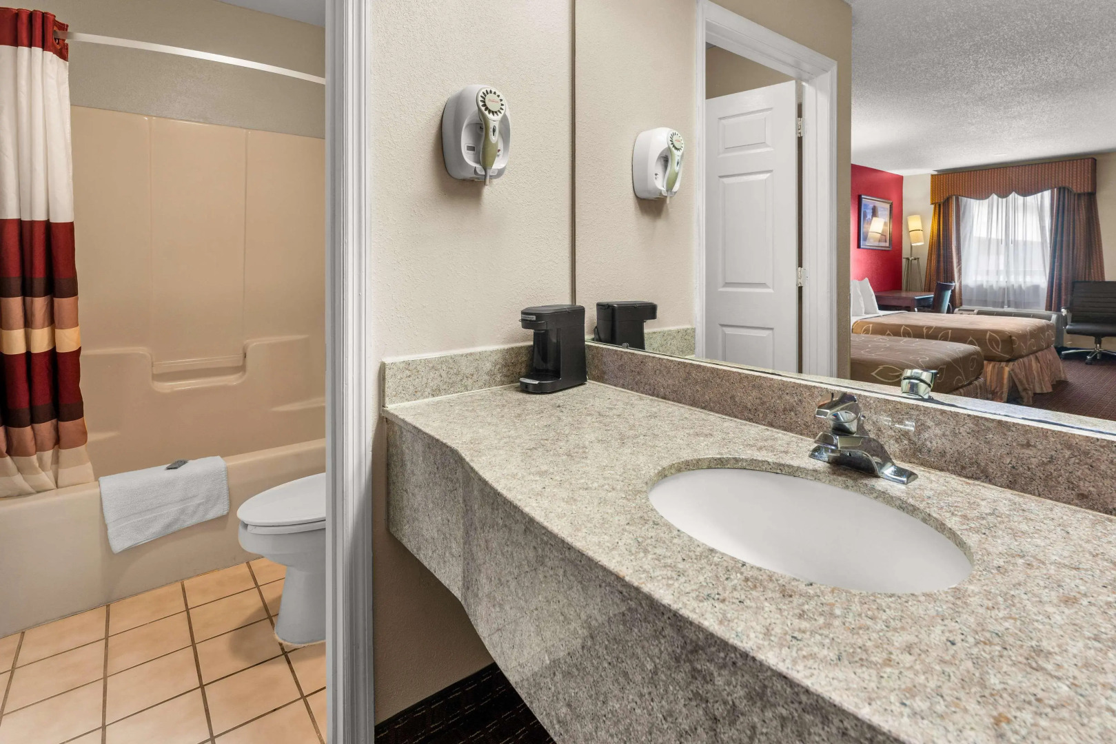 Americas Best Value Inn Montezuma