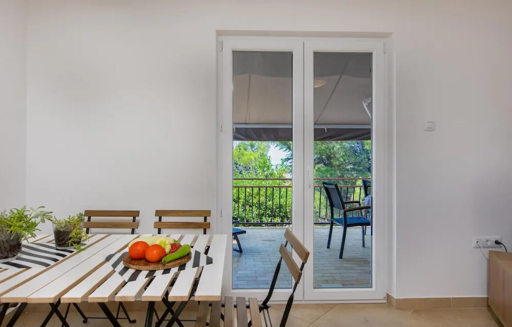 Stunning Home in Malinska With Wifi and 3 Bedrooms