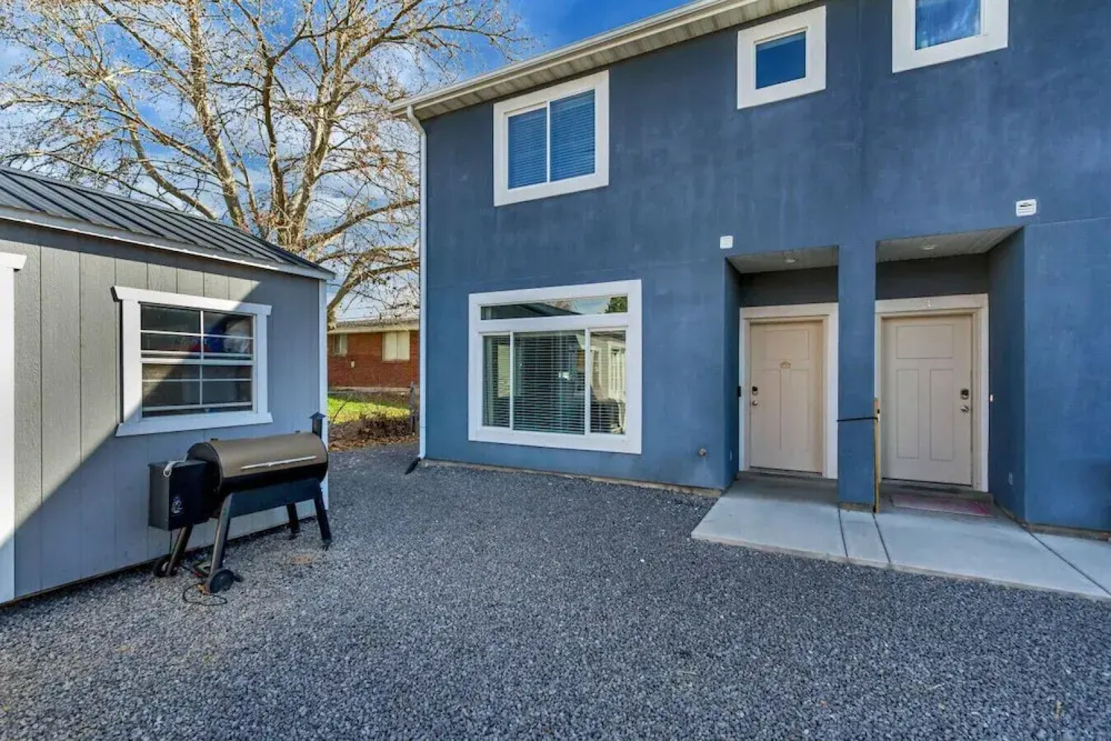 3 Bed 2 Bath King Beds With Smoker Grill