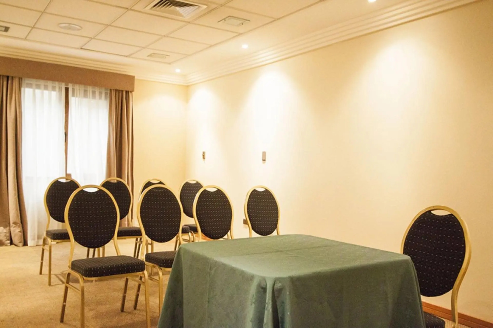 Diego De Almagro Valdivia Hotel