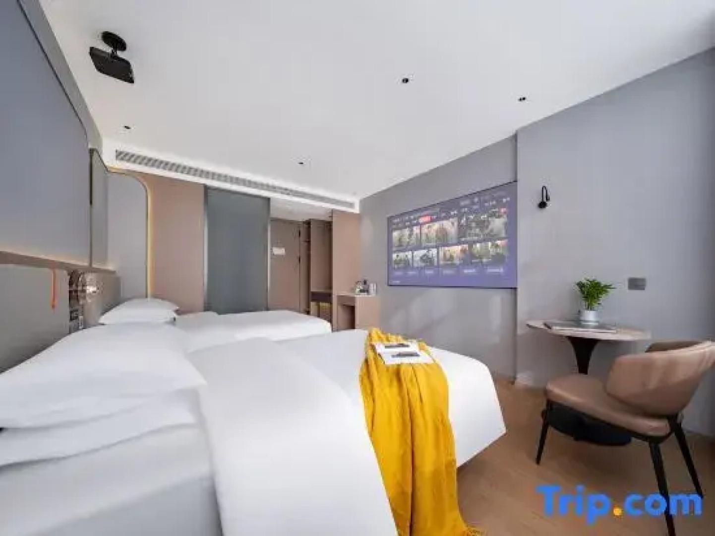 Yashu International Hotel