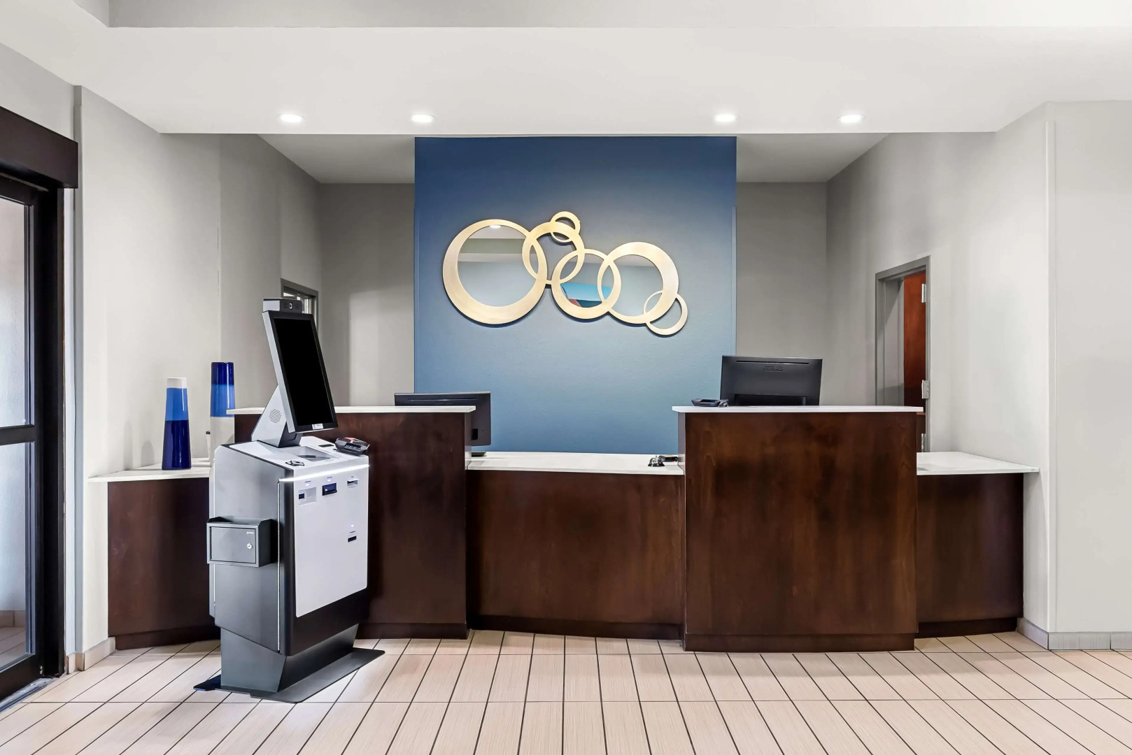 Best Western St. Louis Airport North Hotel & Suites