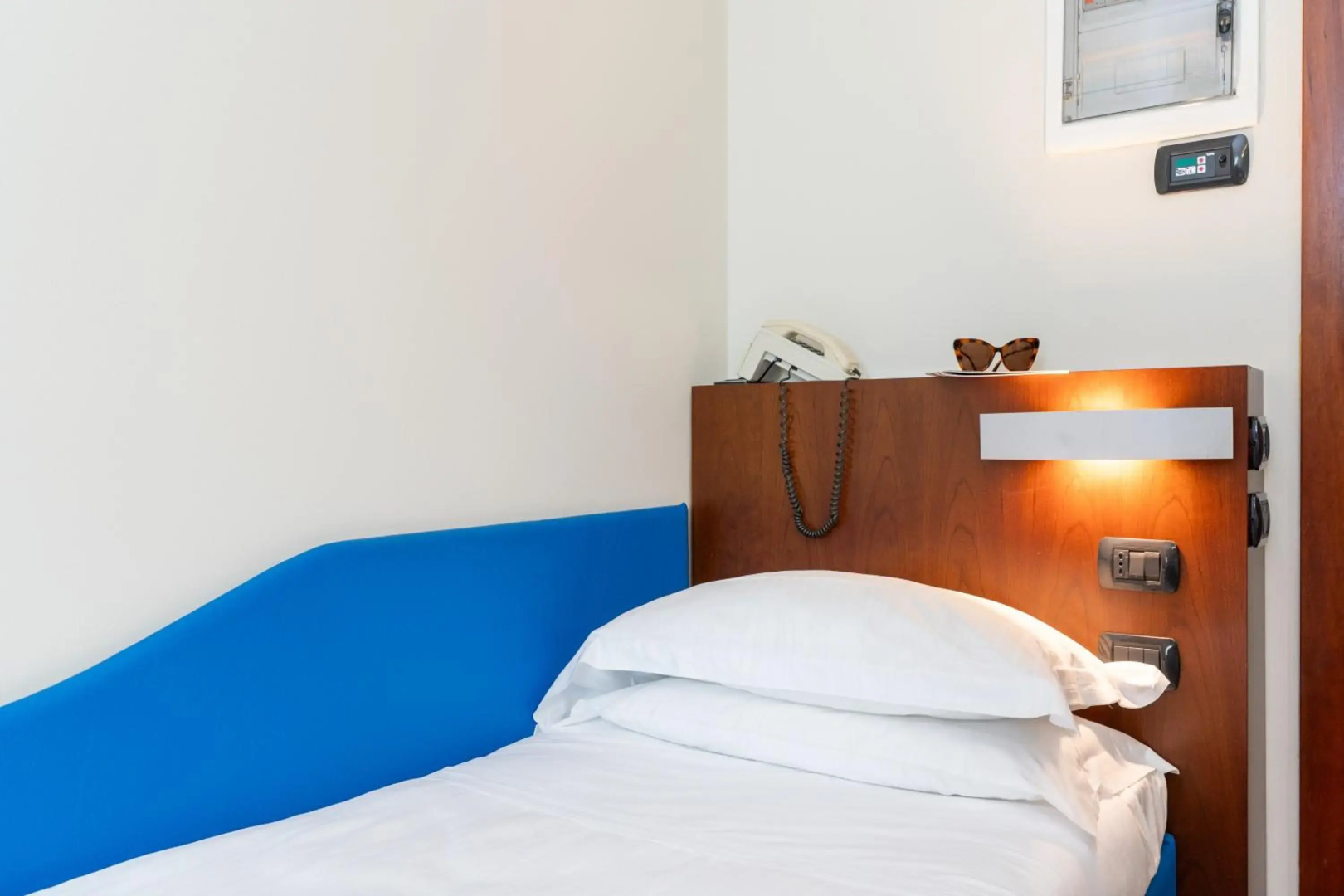 Hotel Embassy & Boston