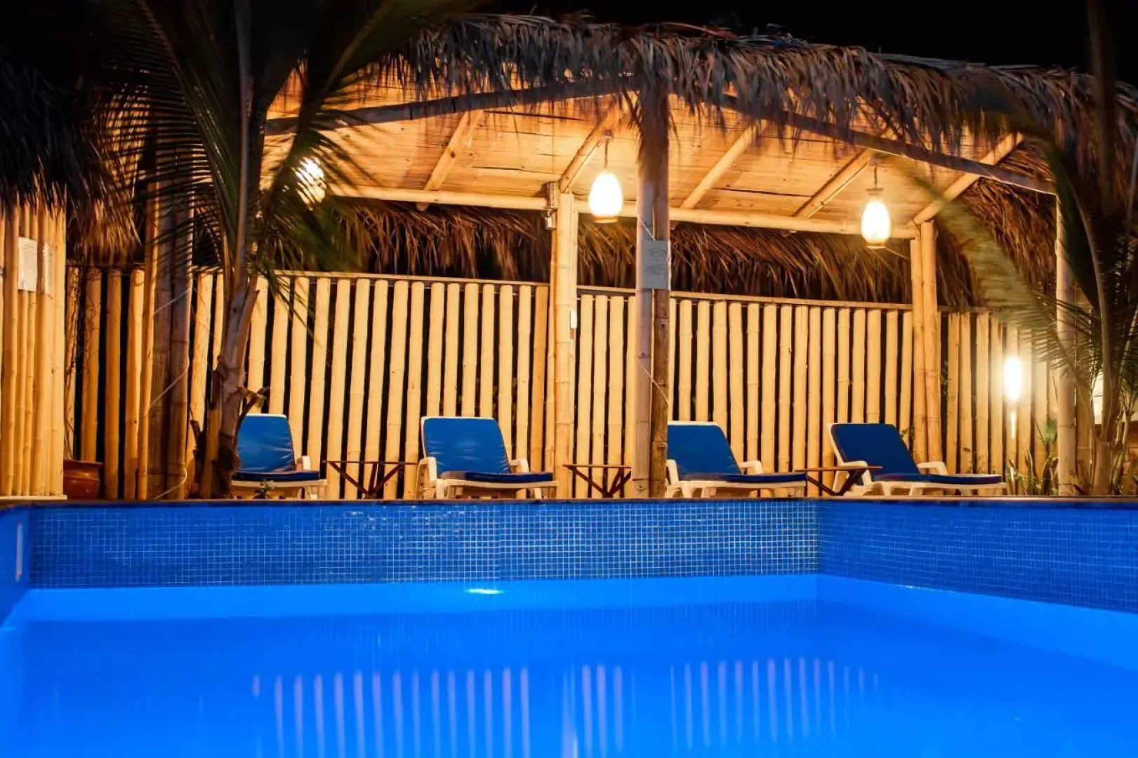 Maria Jose Bungalows