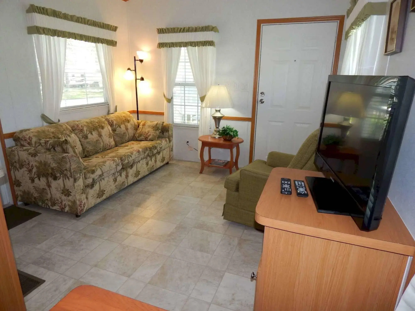 Road Runner Travel Resort - Caravan Park