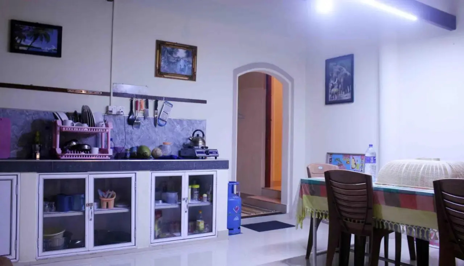 444/C Anura Home Stay