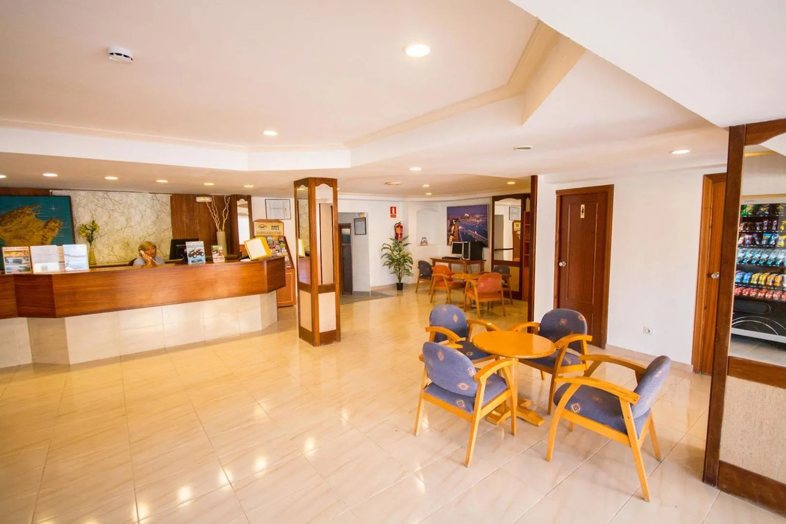 Отель Amic Can Pastilla