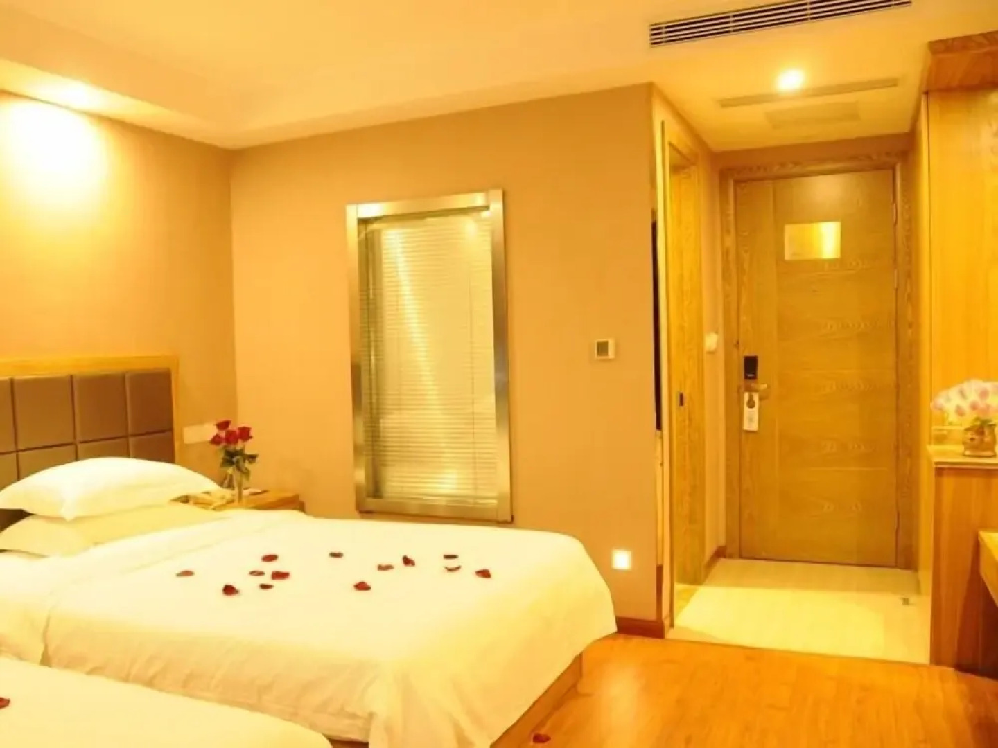 GreenTree Inn Jiangsu Nantong Xinghu 101 Busniess Hotel