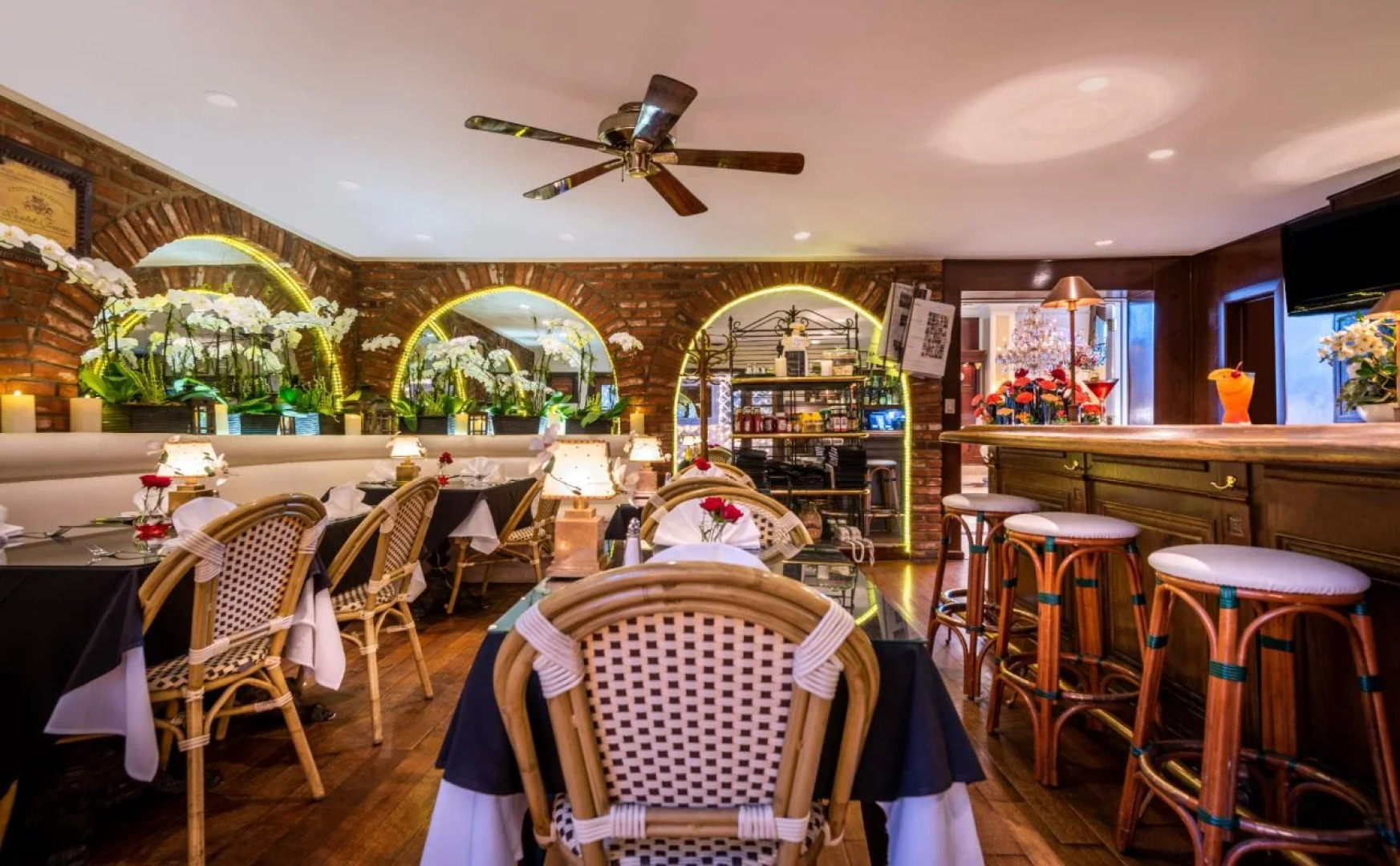 Beverly Hills Plaza Hotel & Spa