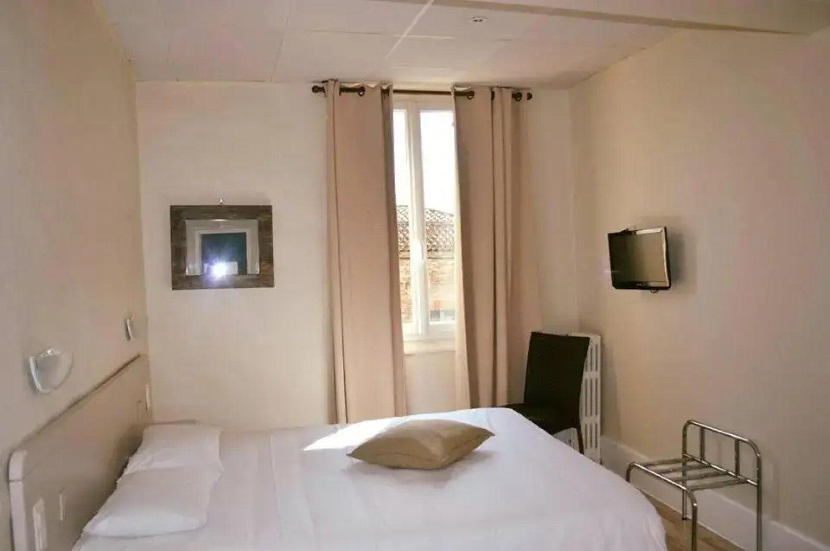 Hôtel Restaurant Le Saint Jean