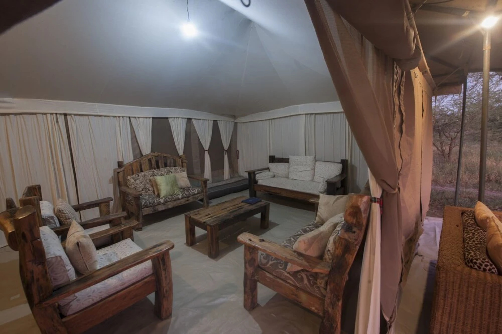 Acacia Migration Camp Ndutu