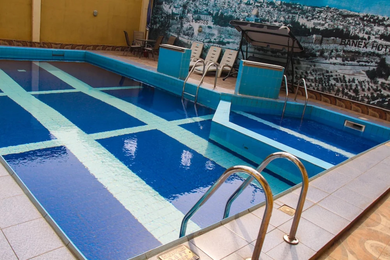 Banex Hotel and Suites