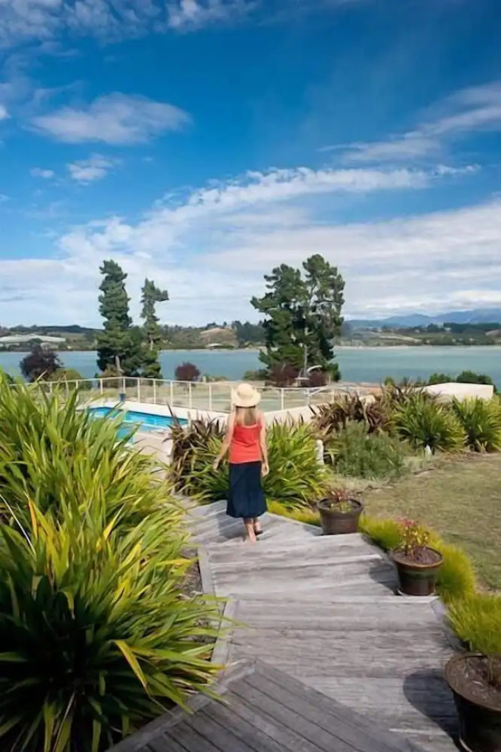 Almyra Waterfront Accommodation