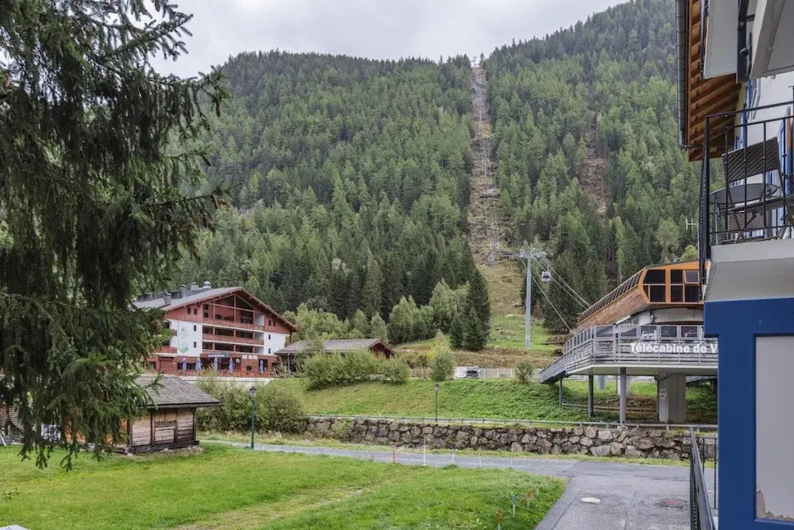 Vallorcine Balme 02 ski in ski out