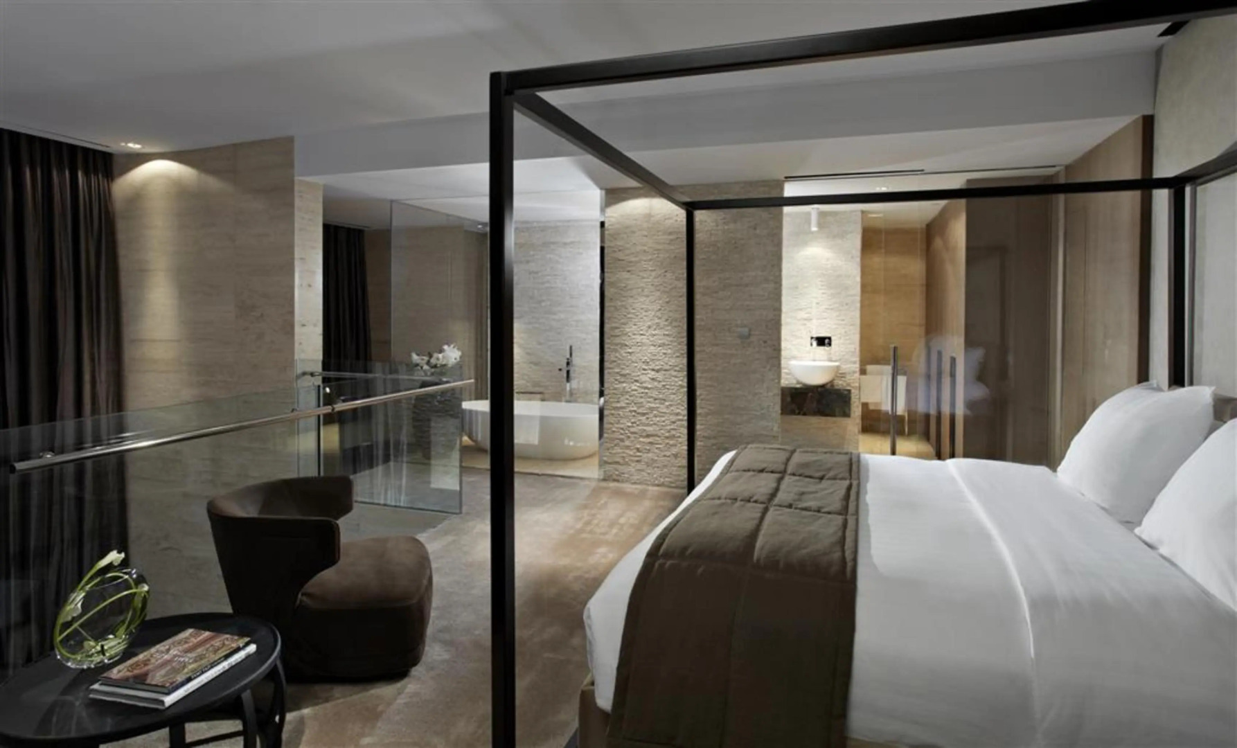 Отель The Canvas Dubai - MGallery Hotel Collection