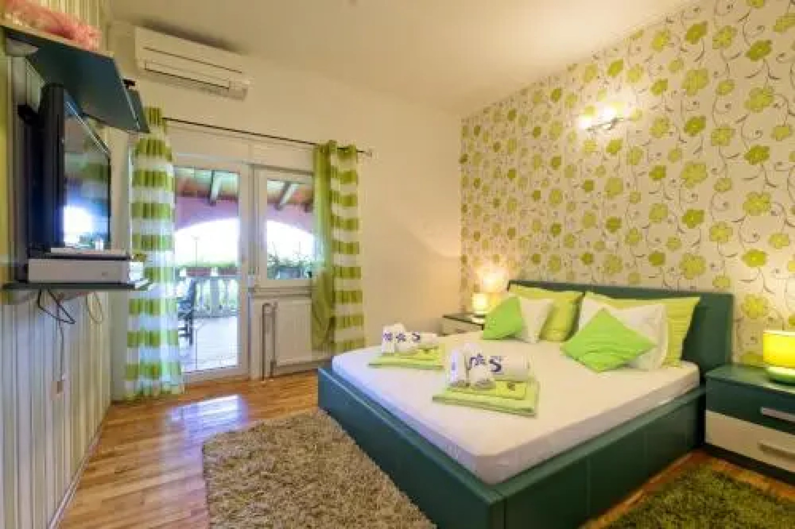 Villa Thousand Roses