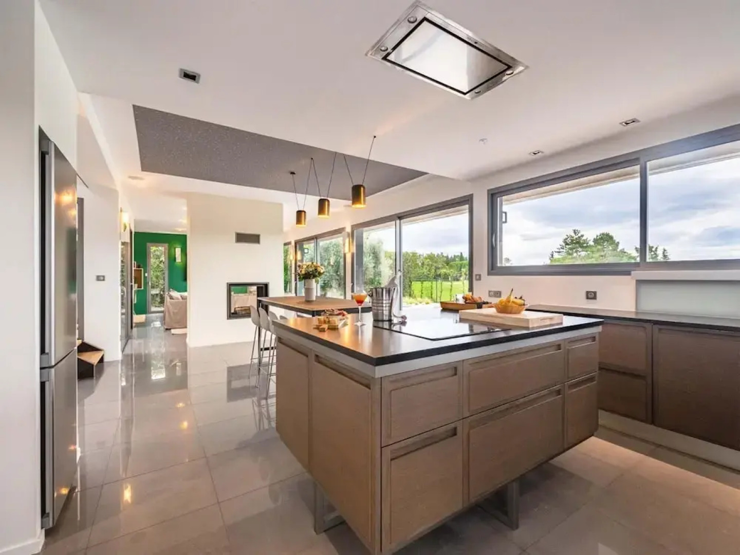 Villa 4 Bedrooms 8 PAX